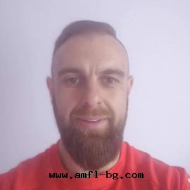 Николов