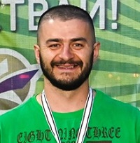 Харизанов