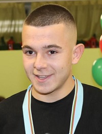 В.Николов