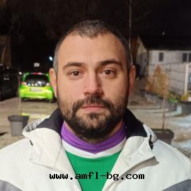 Том