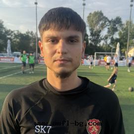 Николов