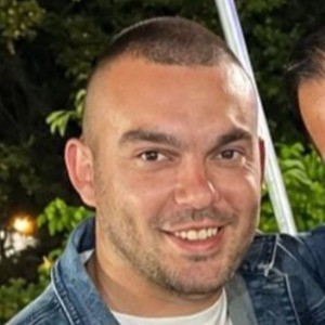 Николов
